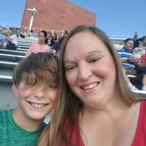 Meet your Posher, Sara